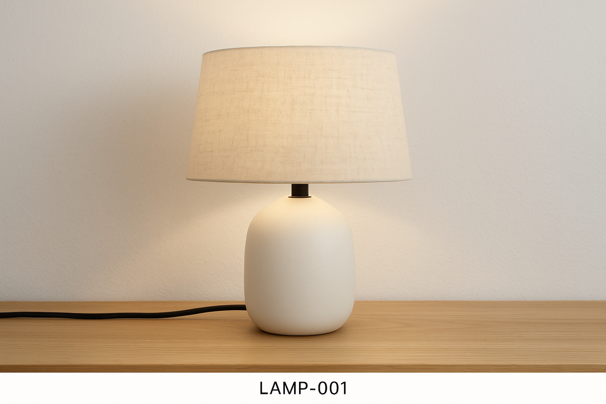 Luminária de Mesa Base Cerâmica Branca com Cúpula Linho
