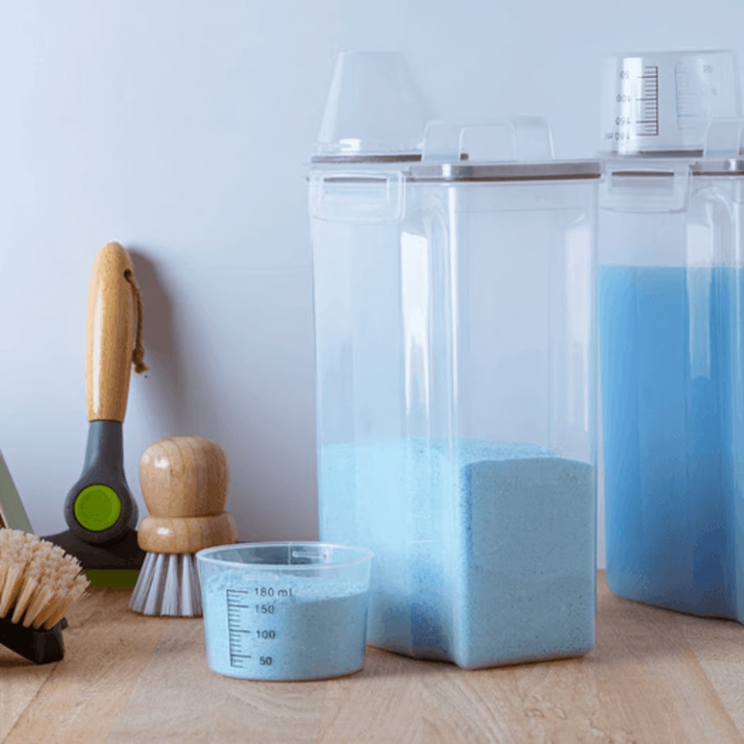Kit 4 Potes Herméticos Porta Mantimento com Copo Medidor 2,5 Litros