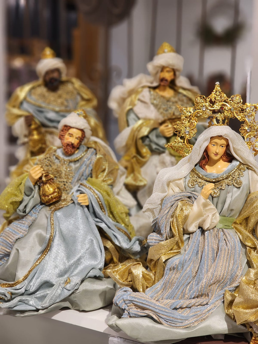 PRESÉPIO DE LUXO SACRA AZUL 28CM 4 PÇS
